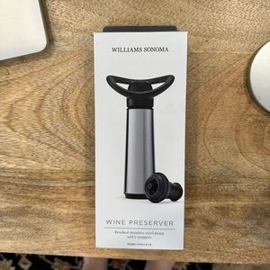 NWT Williams Sonoma Wine Preserver